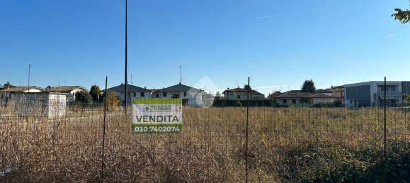 2374m² Land in Palazzolo sull'Oglio, Italy No. 2102 16