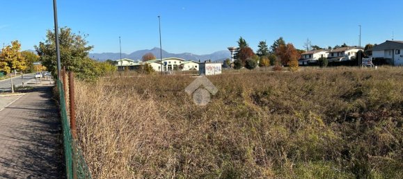 2374m² Land in Palazzolo sull'Oglio, Italy No. 2102 12