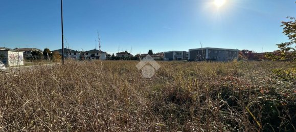 2374m² Land in Palazzolo sull'Oglio, Italy No. 2102 15