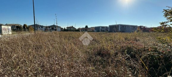 2374m² Land in Palazzolo sull'Oglio, Italy No. 2102 5