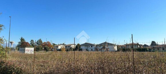 2374m² Land in Palazzolo sull'Oglio, Italy No. 2102 3