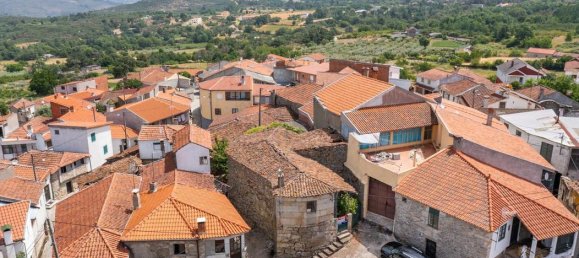 2 bedrooms House in Vilarandelo, Portugal No. 18244 3