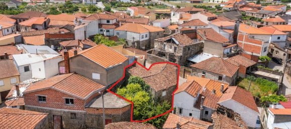 2 bedrooms House in Vilarandelo, Portugal No. 18244 10