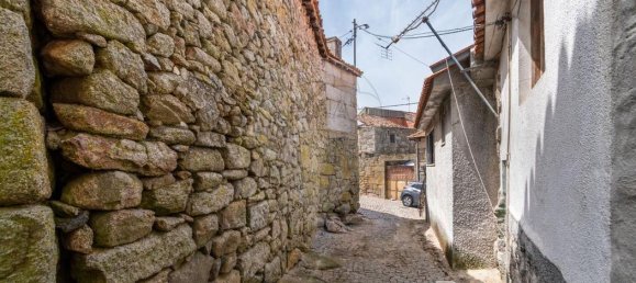 2 bedrooms House in Vilarandelo, Portugal No. 18244 17