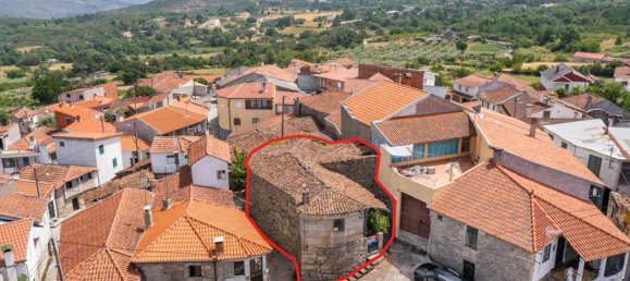 2 bedrooms House in Vilarandelo, Portugal No. 18244 2