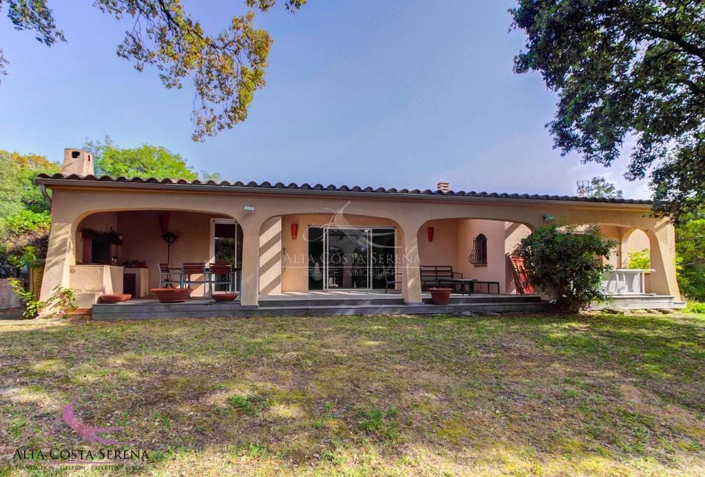 4 bedrooms House in Solaro, France No. 62735