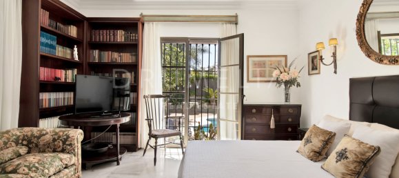 5 bedrooms Villa in Marbella, Spain No. 115001 36