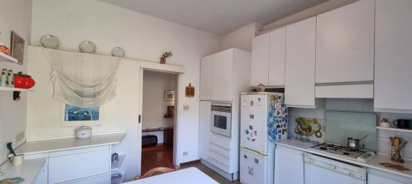 6 bedrooms Apartment in Bologna, Italy No. 372103 9