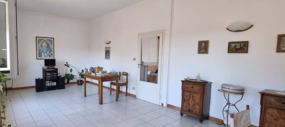 6 bedrooms Apartment in Bologna, Italy No. 372103 7
