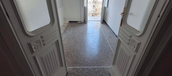 3-salle Appartement à Taranto, Italy No. 285284 19