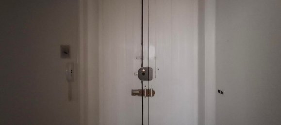 3-salle Appartement à Taranto, Italy No. 285284 9