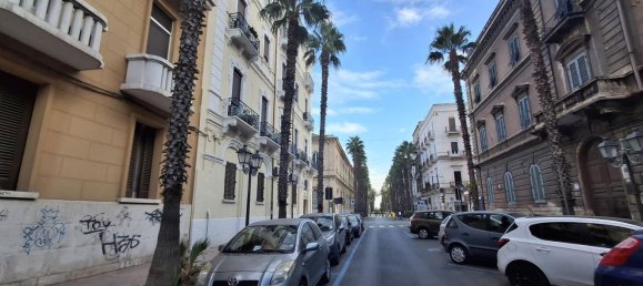 3-salle Appartement à Taranto, Italy No. 285284 3