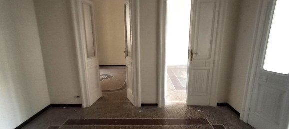 3-salle Appartement à Taranto, Italy No. 285284 13