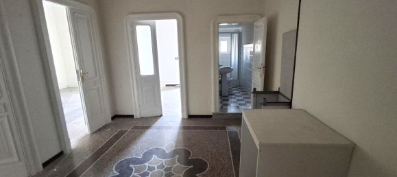 3-salle Appartement à Taranto, Italy No. 285284 12