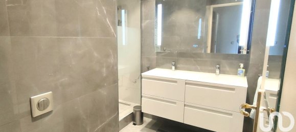 3 bedrooms Apartment in Paris, France No. 362705 15