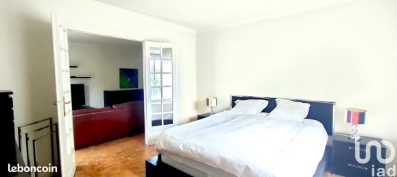 3 bedrooms Apartment in Paris, France No. 362705 9