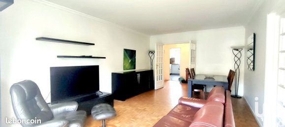 3 bedrooms Apartment in Paris, France No. 362705 5