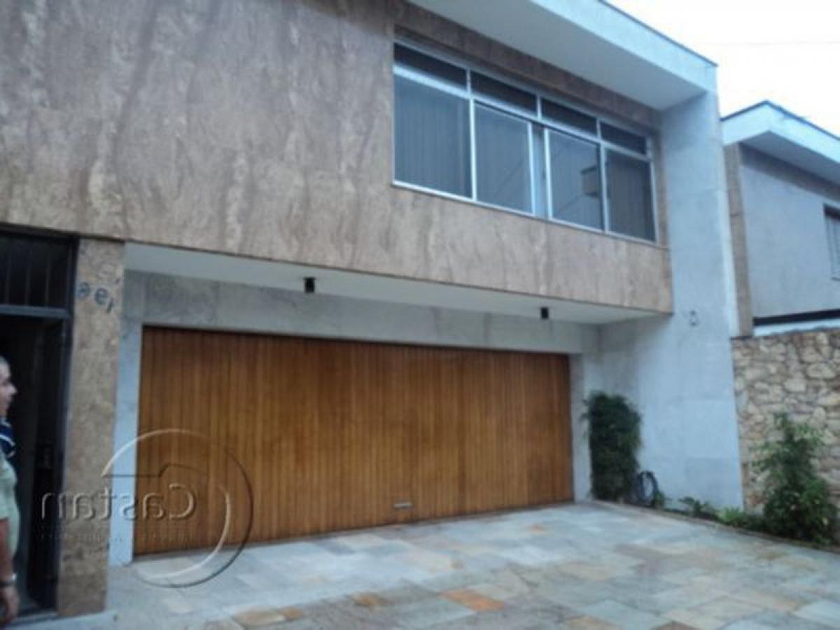 Casa de 3 dormitorios en Sao Paulo, Brazil No. 562650