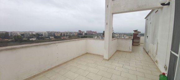 Пентхаус с 3 комнатами в Бриндизи, Италия № 66927 14