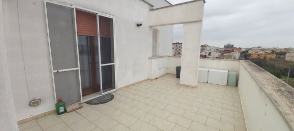 Пентхаус с 3 комнатами в Бриндизи, Италия № 66927 16