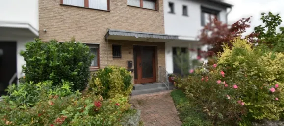4 bedrooms Townhouse in Rhein-Erft, Germany No. 174416 2
