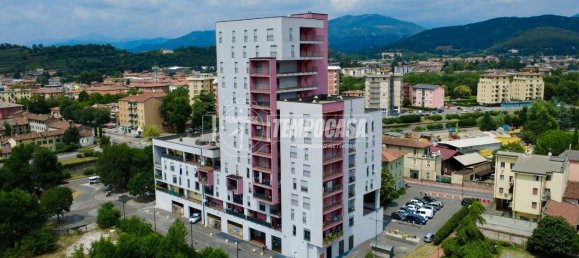 Apartamento de 3 divisões em Brescia, Italy N.º 3126 21