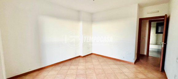 Apartamento de 3 divisões em Brescia, Italy N.º 3126 17