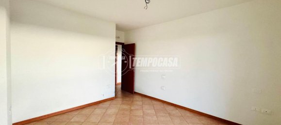 Apartamento de 3 divisões em Brescia, Italy N.º 3126 18