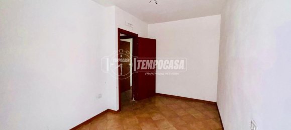 Apartamento de 3 divisões em Brescia, Italy N.º 3126 13