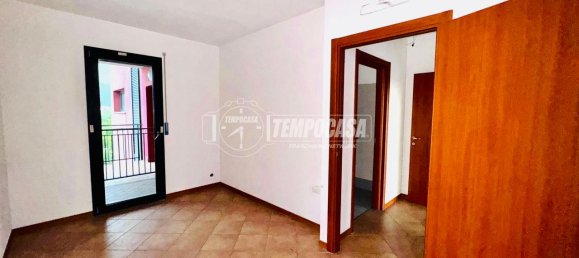 Apartamento de 3 divisões em Brescia, Italy N.º 3126 14
