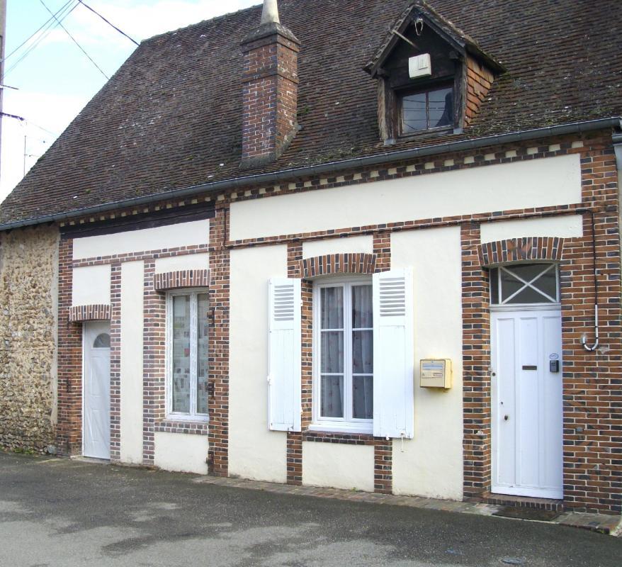 2 Schlafzimmer Haus in Brezolles, France, Nr. 90255