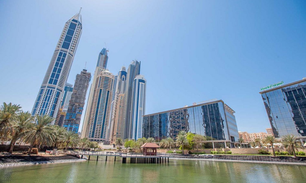 Edifício em Dubai, UAE 6503 m² N.º 8974