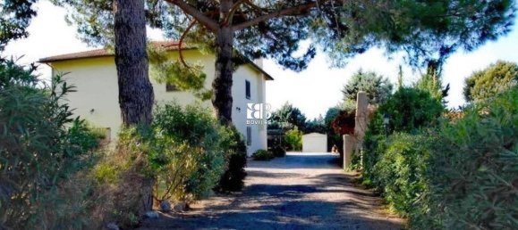 11 rooms House in Orbetello, Italy No. 29522 2