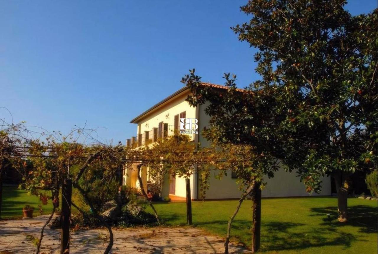11 rooms House in Orbetello, Italy No. 29522