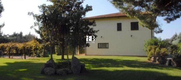 11 rooms House in Orbetello, Italy No. 29522 26