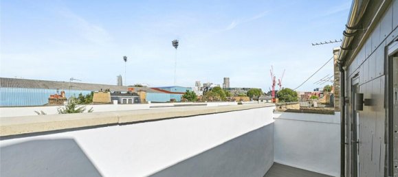 1 bedroom Apartment in London, United Kingdom No. 3827 5