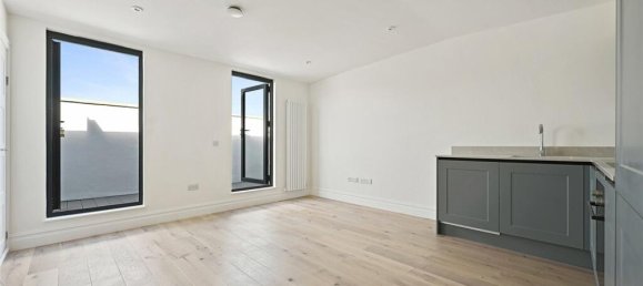 1 bedroom Apartment in London, United Kingdom No. 3827 3