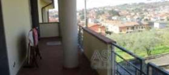 5غرفة شقة في Pescia, Italy رقم 48827 25