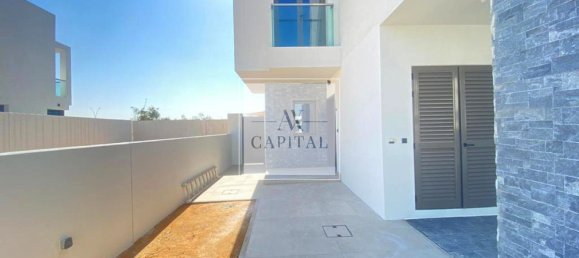 2 bedrooms Townhouse in Yas Island, UAE No. 50893 4