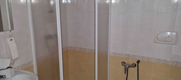 85m² Commercial property in Treviso, Italy No. 71338 2