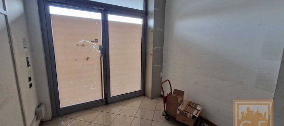 85m² Commercial property in Treviso, Italy No. 71338 15