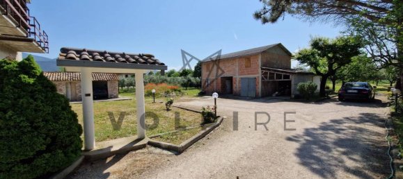 6 rooms House in Spello, Italy No. 76288 3