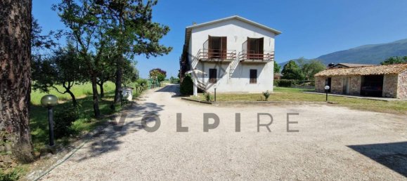 6 rooms House in Spello, Italy No. 76288 2