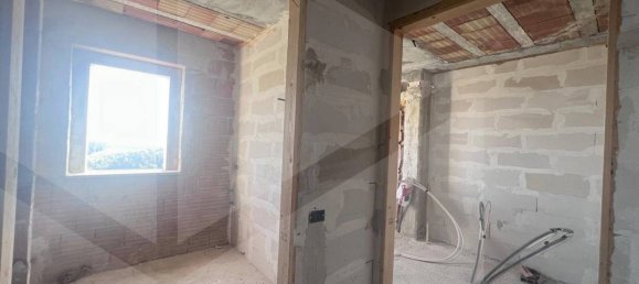 4-salle Appartement à Vico del Gargano, Italy No. 19187 17