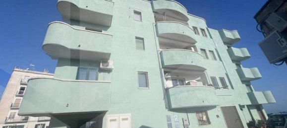 4-salle Appartement à Vico del Gargano, Italy No. 19187 3