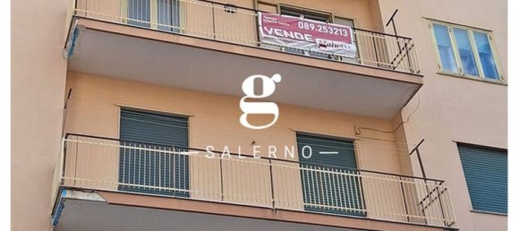 4 rooms Apartment in Salerno, Italy No. 56579 12