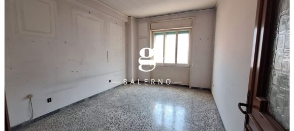 4 rooms Apartment in Salerno, Italy No. 56579 6