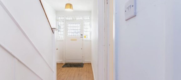 3 Schlafzimmer Gewerbliche Immobilie in Croydon, United Kingdom, Nr. 8131 11