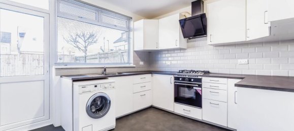 3 Schlafzimmer Gewerbliche Immobilie in Croydon, United Kingdom, Nr. 8131 4