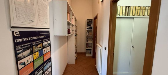 124m² Office in Poggio Rusco, Italy No. 270365 9